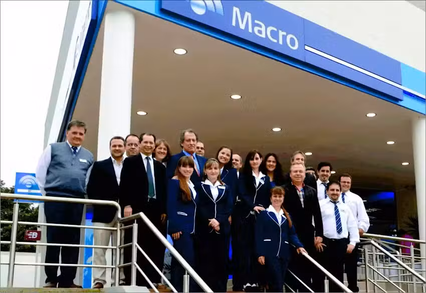 Banco Macro Sucursal 5 A. Del Valle