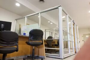 Banco Patagonia sucursal Av. Fuerza A&eacute;rea