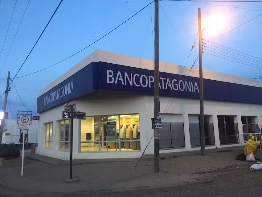 Banco Patagonia sucursal Comodoro Industrial