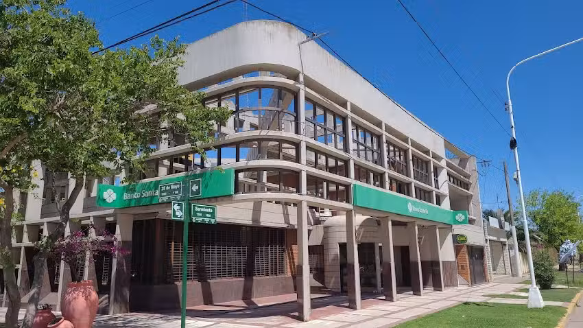 Banco Santa F&eacute;