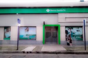 Banco Santa F&eacute;