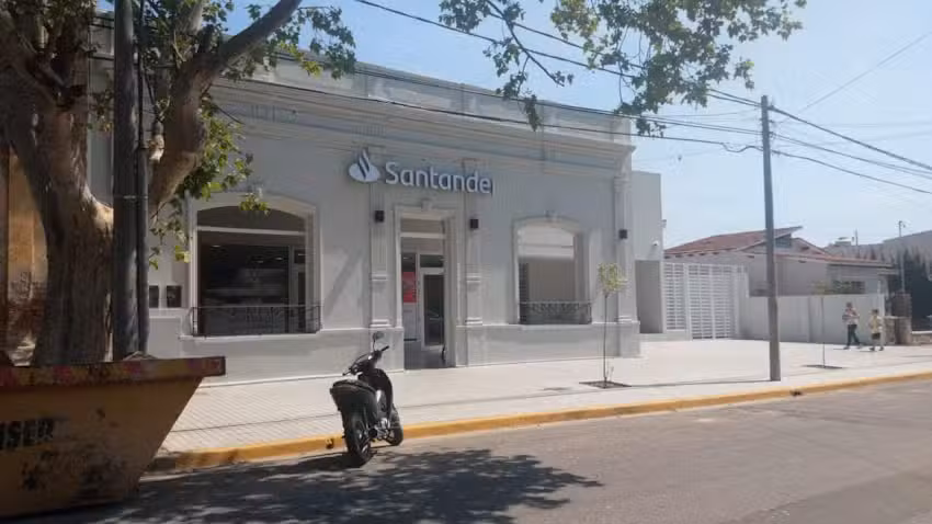 Banco Santander R&iacute;o Banelco