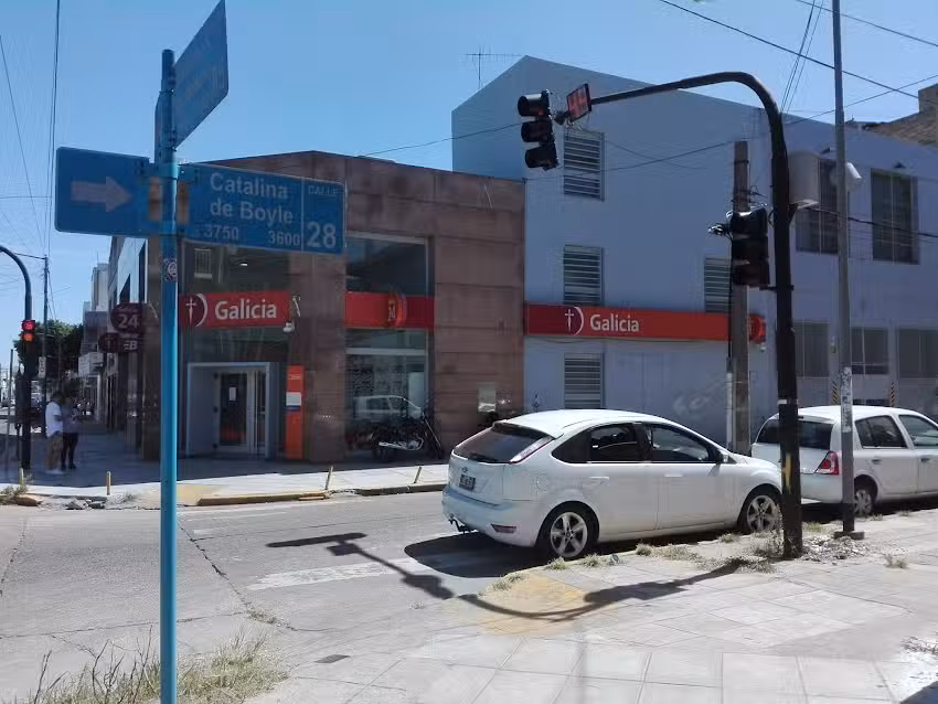 Galicia &ndash; Sucursal San Mart&iacute;n